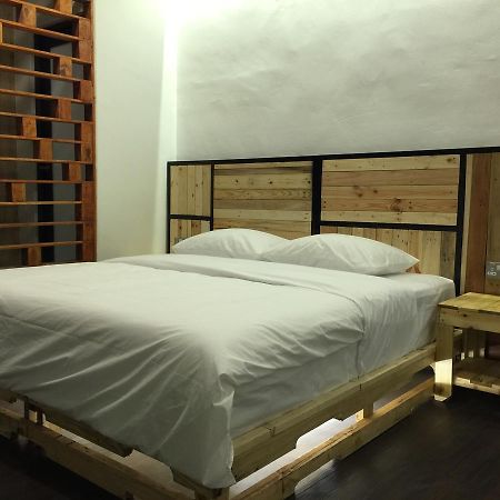 The Oikos Hotel Pontian Kecil Exterior photo